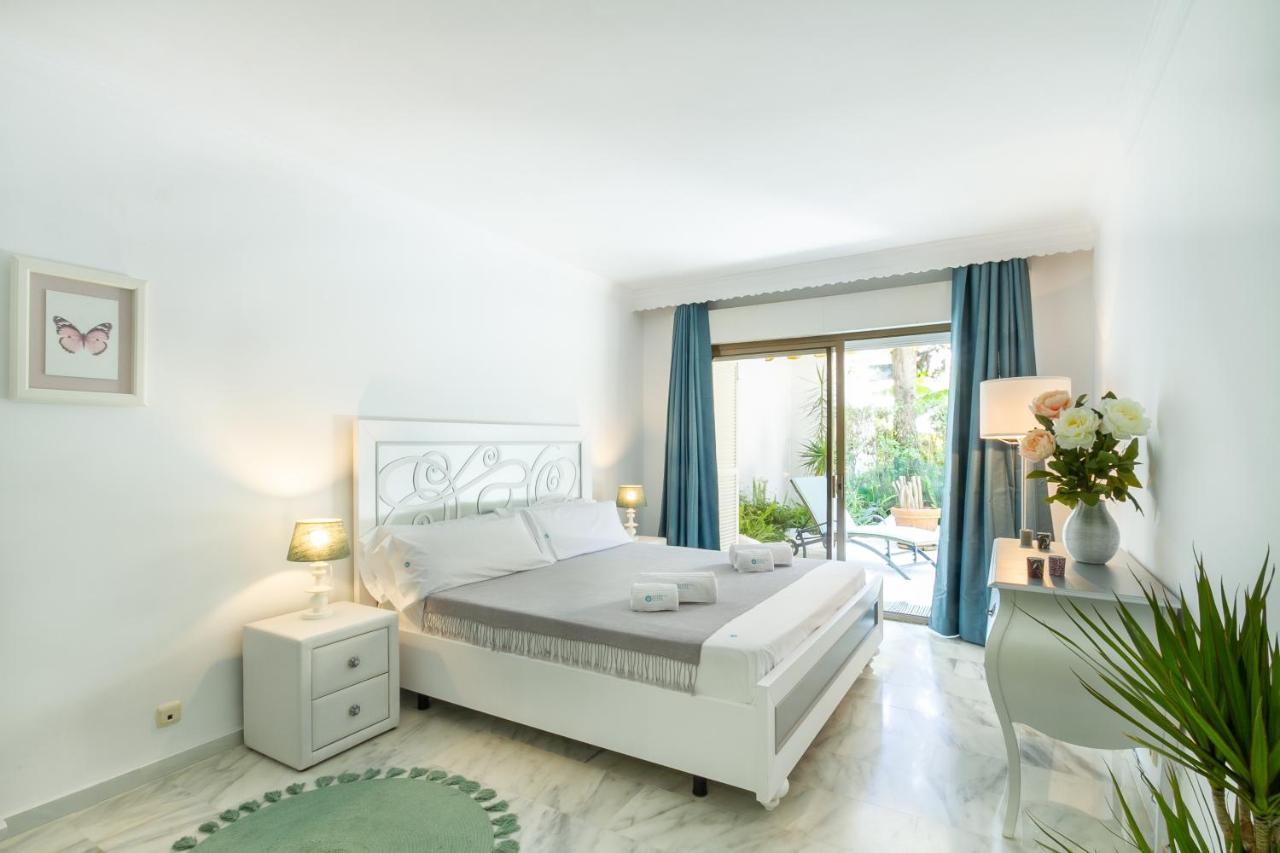 Marbella Banus Suites - Golden Beach Marbella Suite Екстер'єр фото