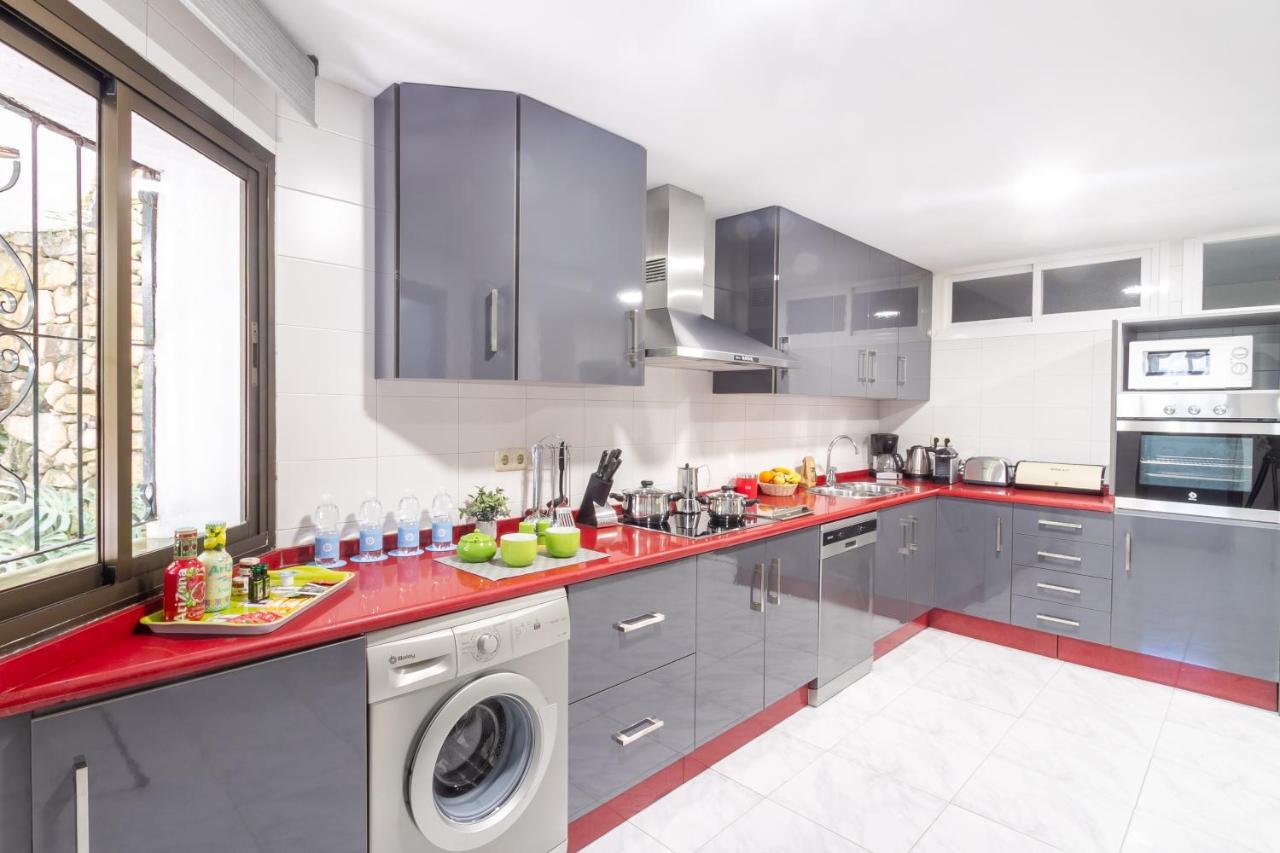Marbella Banus Suites - Golden Beach Marbella Suite Екстер'єр фото