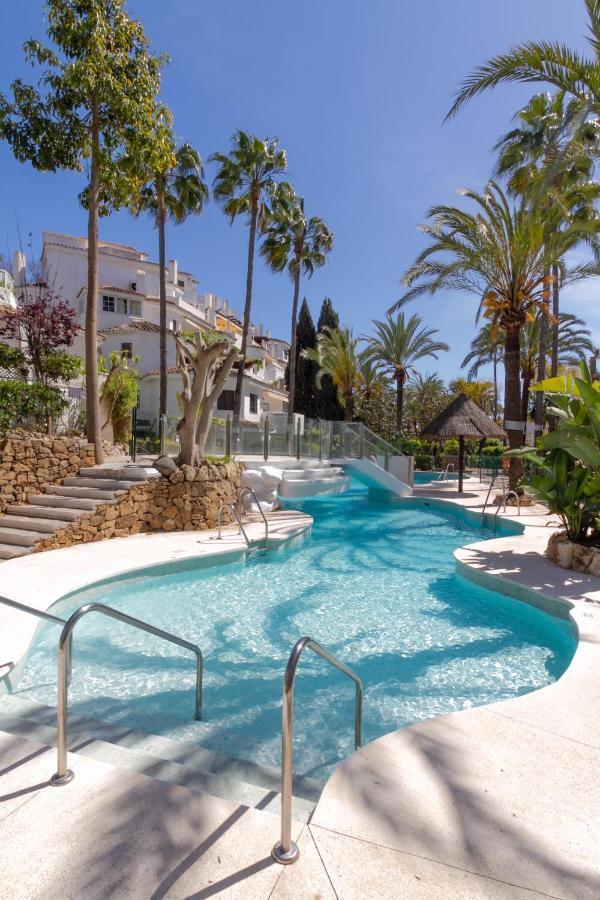 Marbella Banus Suites - Golden Beach Marbella Suite Екстер'єр фото