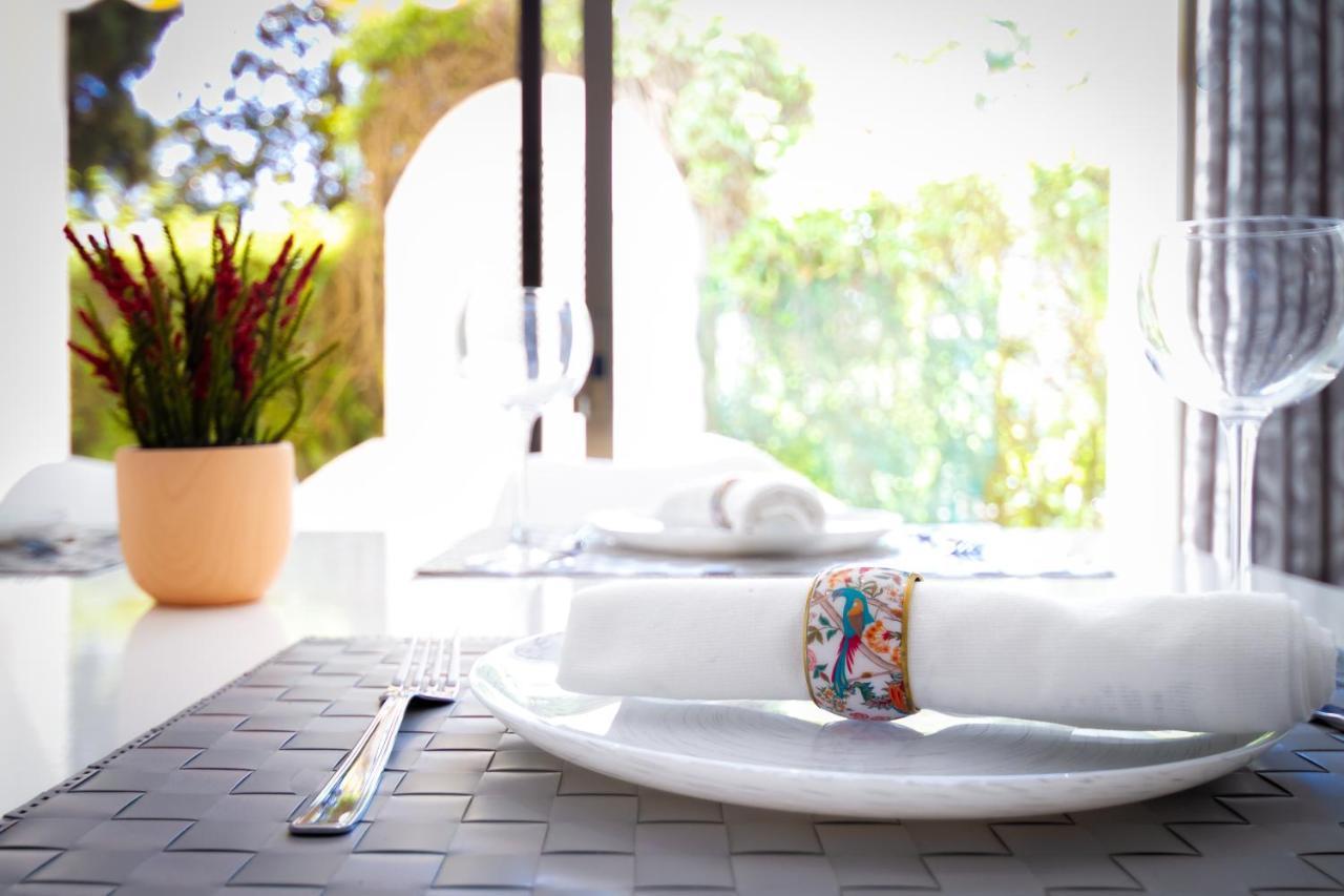 Marbella Banus Suites - Golden Beach Marbella Suite Екстер'єр фото